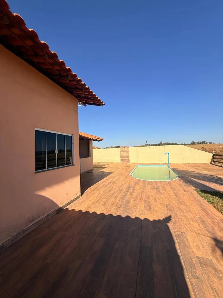 Sítio, 2 quartos, 1000 m² - Foto 4