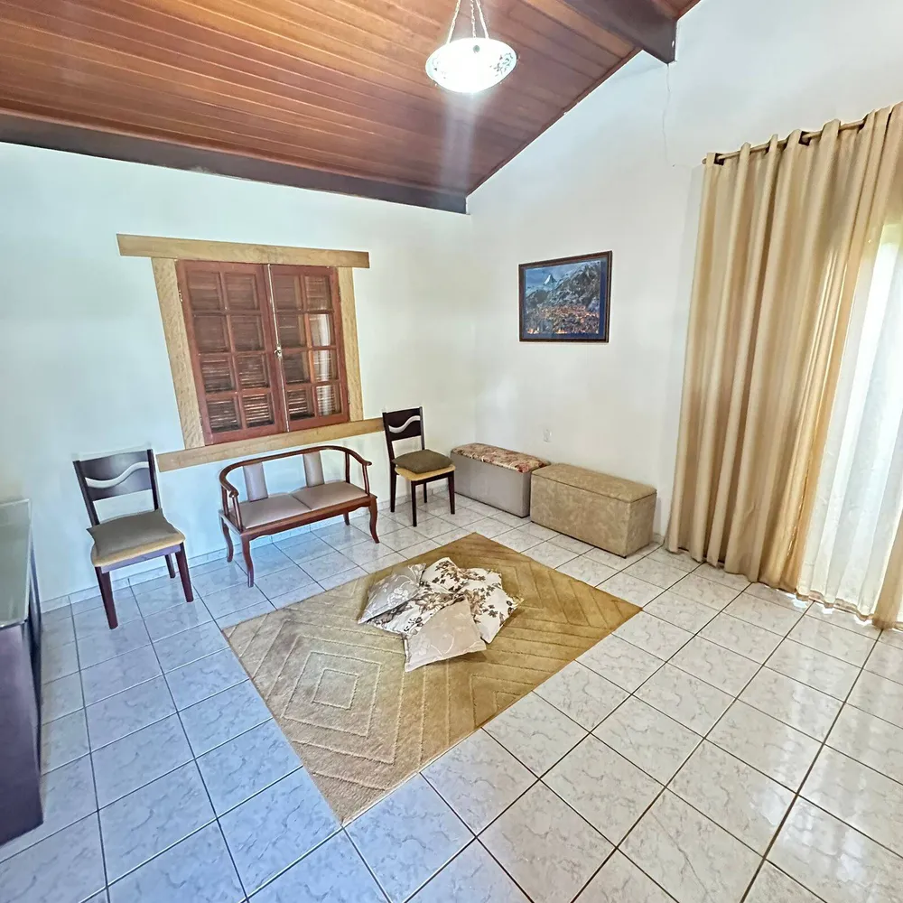 Sítio, 2 quartos, 1000 m² - Foto 3