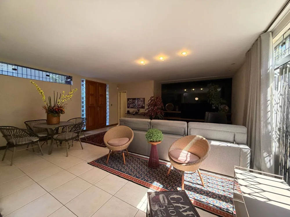 Casa, 6 quartos, 372 m² - Foto 4
