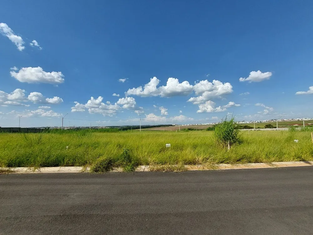 Loteamento e Condomínio, 200 m² - Foto 1