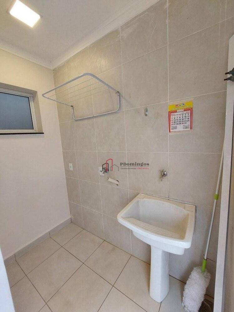 Sobrado à venda com 3 quartos, 220m² - Foto 11