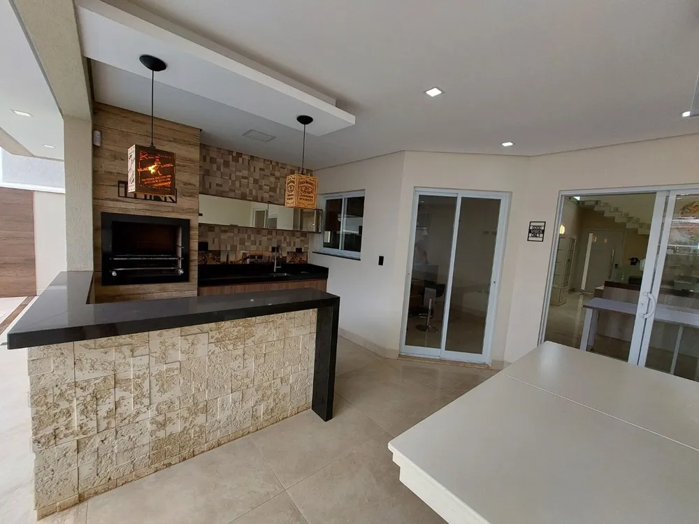 Sobrado, 3 quartos, 221 m² - Foto 3