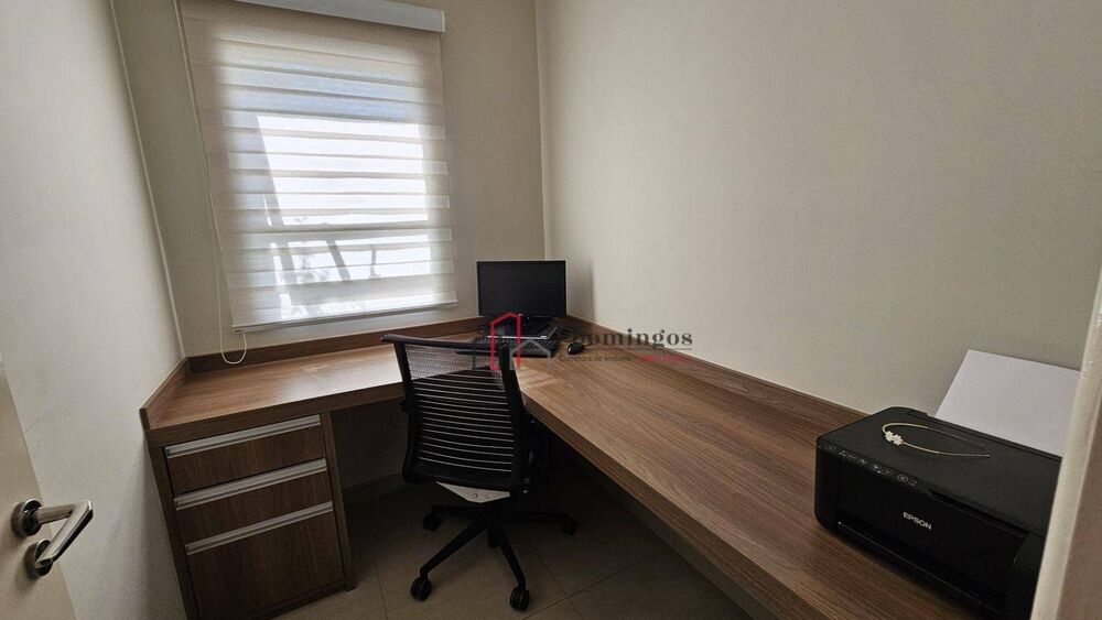 Sobrado à venda com 3 quartos, 210m² - Foto 1