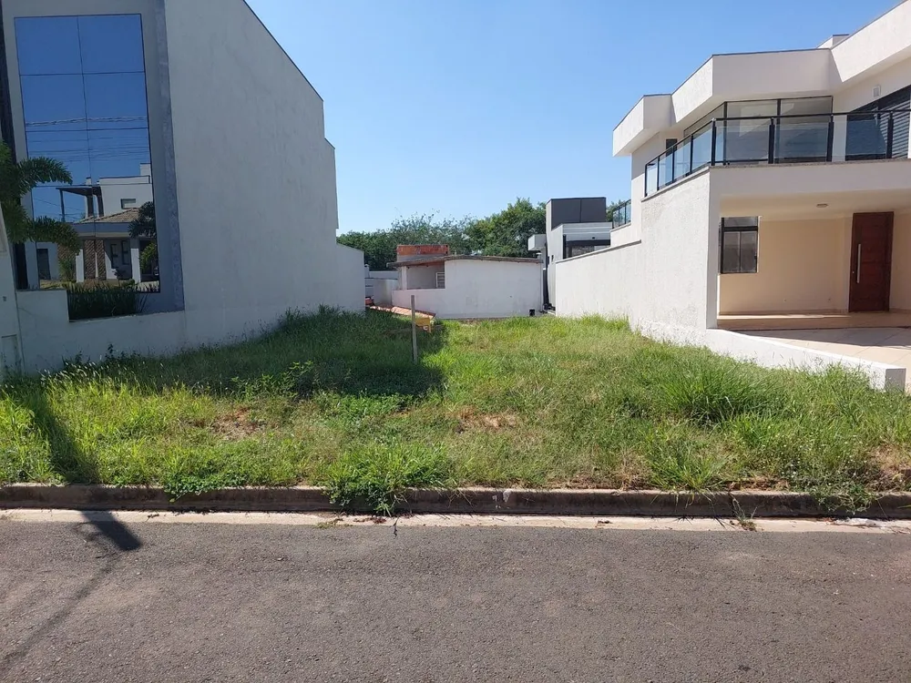 Loteamento e Condomínio, 250 m² - Foto 1
