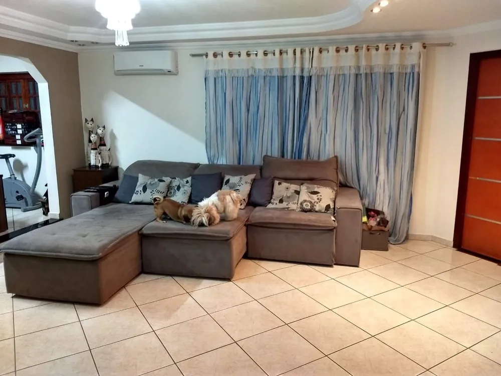 Casa, 3 quartos, 137 m² - Foto 2