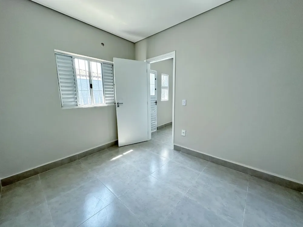 Casa, 2 quartos, 160 m² - Foto 1