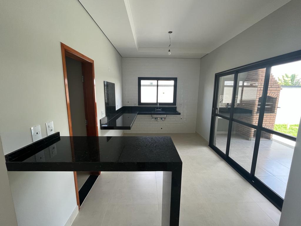 Casa de Condomínio à venda com 3 quartos, 160m² - Foto 4