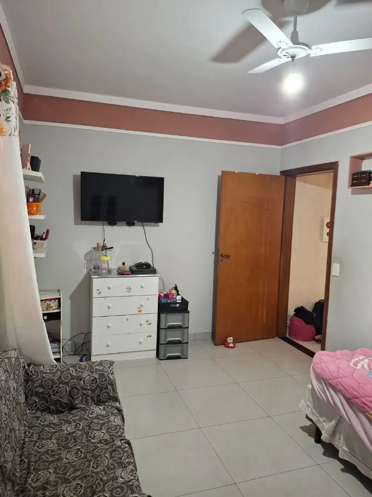 Casa, 3 quartos, 227 m² - Foto 4