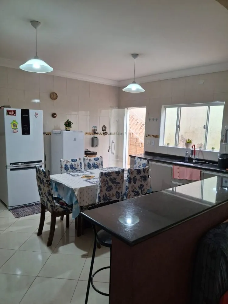 Casa, 3 quartos, 227 m² - Foto 13