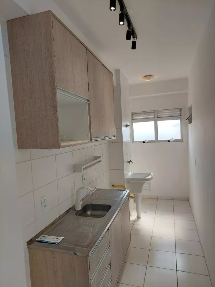 Apartamento para alugar com 2 quartos, 57m² - Foto 3