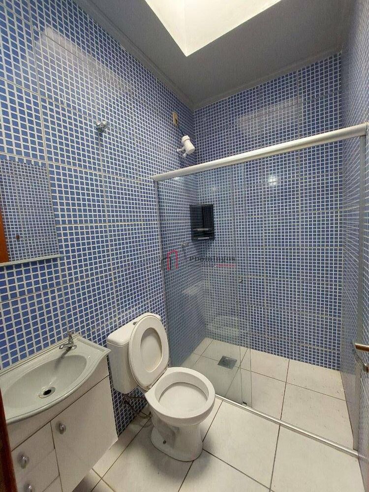 Sobrado à venda com 8 quartos, 280m² - Foto 5