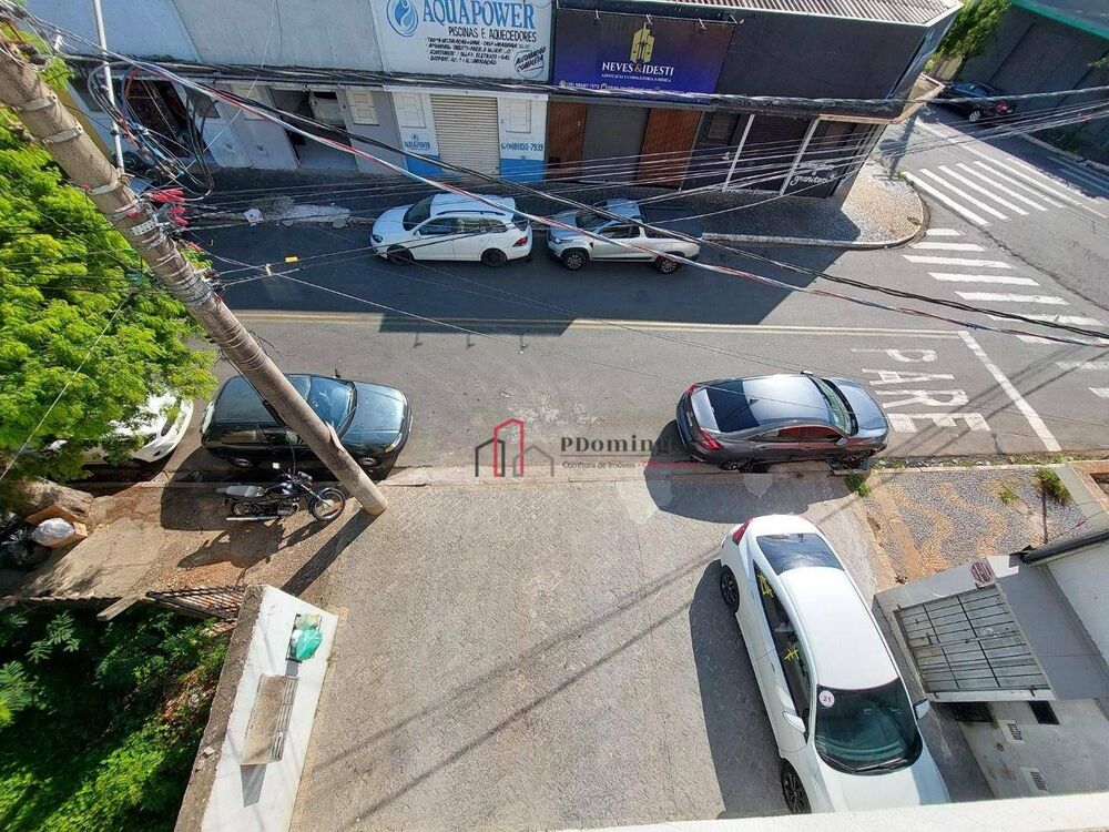 Sobrado à venda com 8 quartos, 280m² - Foto 13