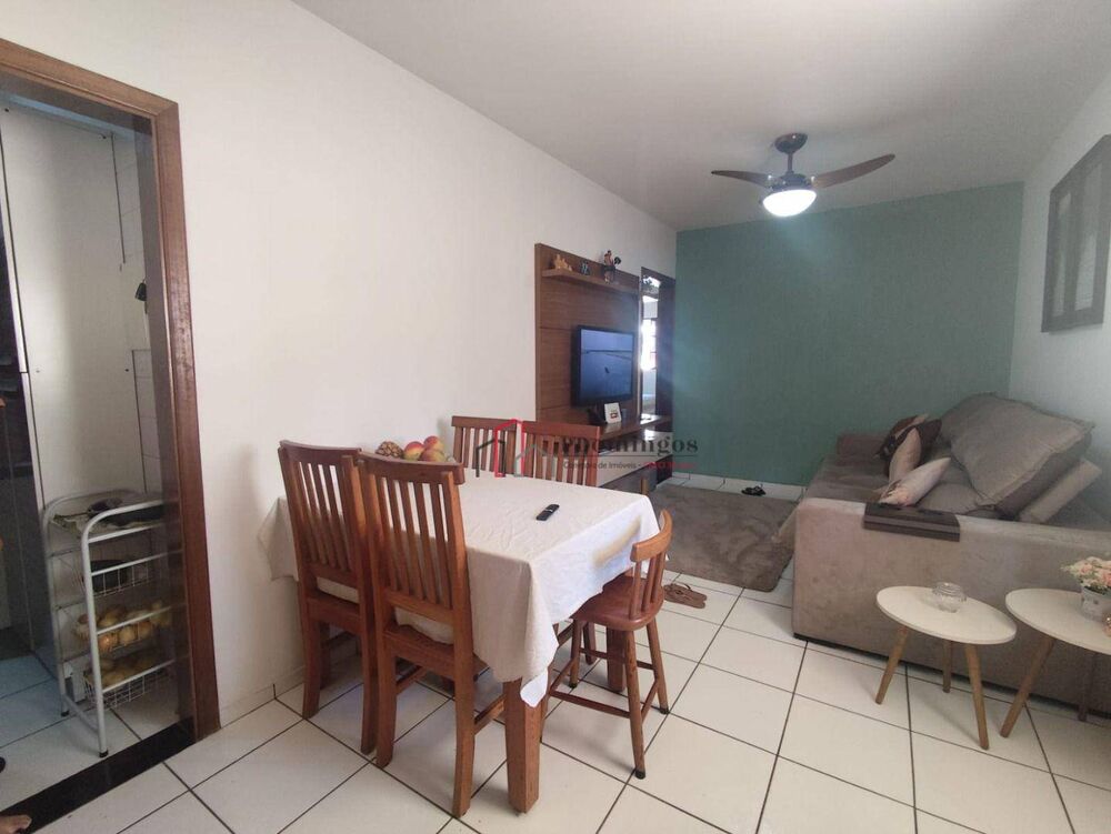Casa à venda com 3 quartos, 69m² - Foto 2
