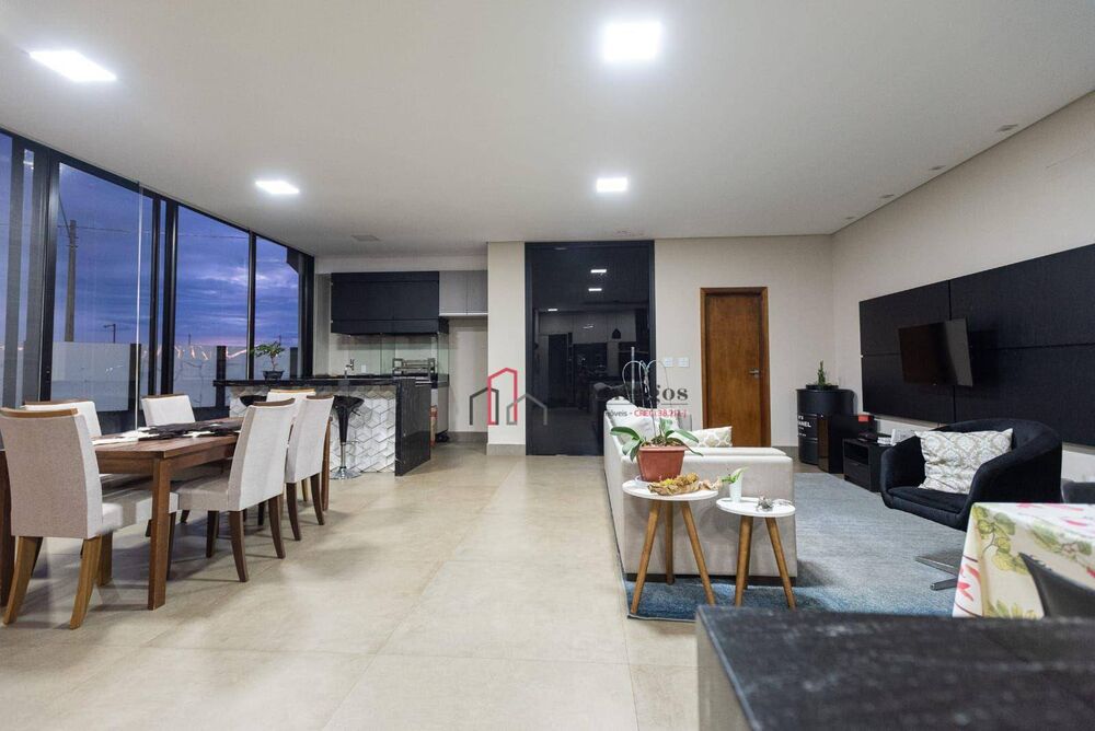 Sobrado à venda com 4 quartos, 280m² - Foto 3