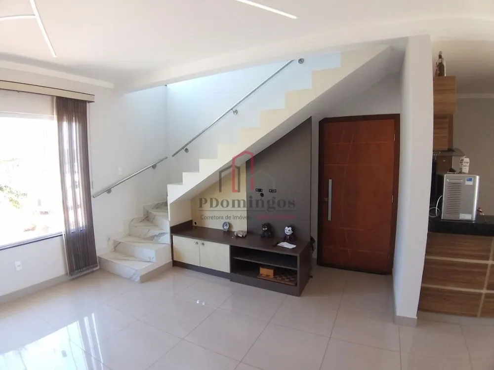 Sobrado, 3 quartos, 202 m² - Foto 3