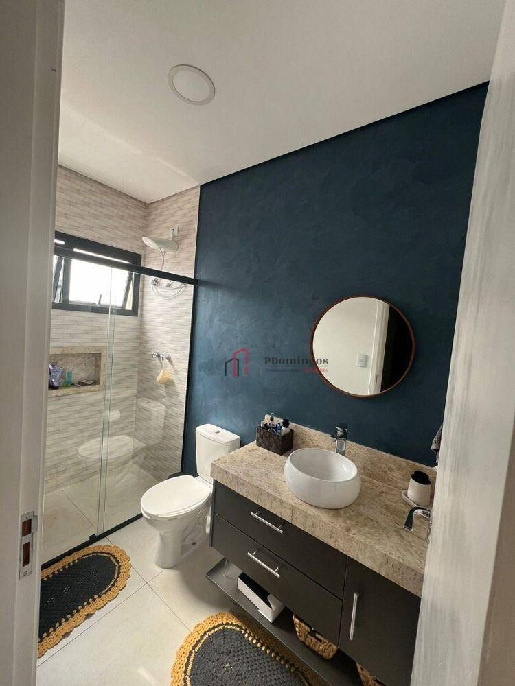 Sobrado à venda com 3 quartos, 189m² - Foto 1