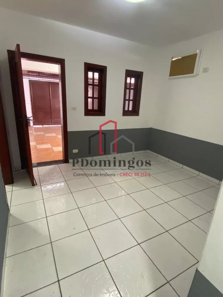 Casa à venda com 2 quartos, 229m² - Foto 1