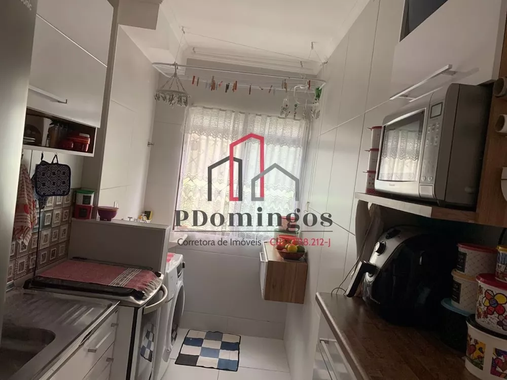 Apartamento à venda com 2 quartos, 49m² - Foto 2