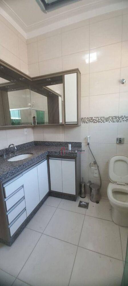Casa à venda com 2 quartos, 160m² - Foto 7