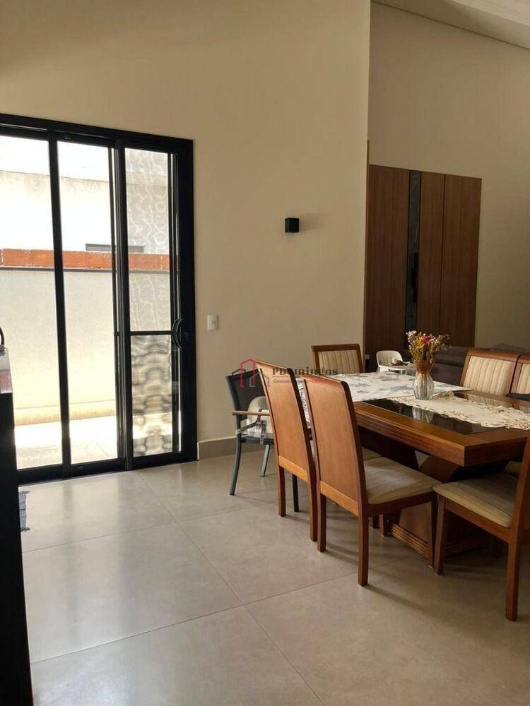 Casa de Condomínio à venda com 3 quartos, 220m² - Foto 5