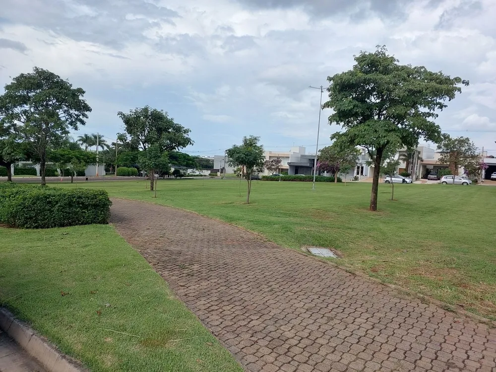 Loteamento e Condomínio, 250 m² - Foto 2