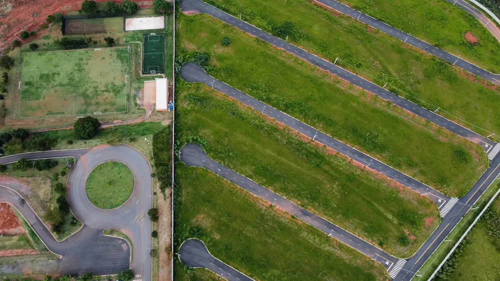 Loteamento e Condomínio, 200 m² - Foto 2