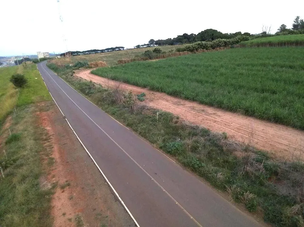 Terreno, 44 hectares - Foto 1
