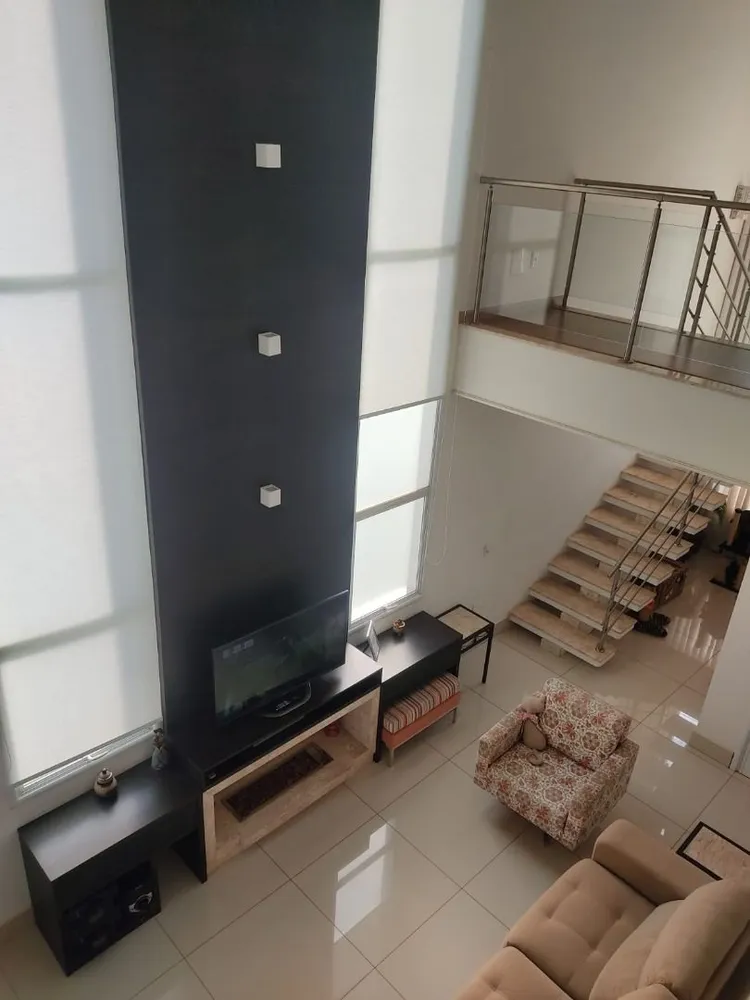 Sobrado, 3 quartos, 252 m² - Foto 2