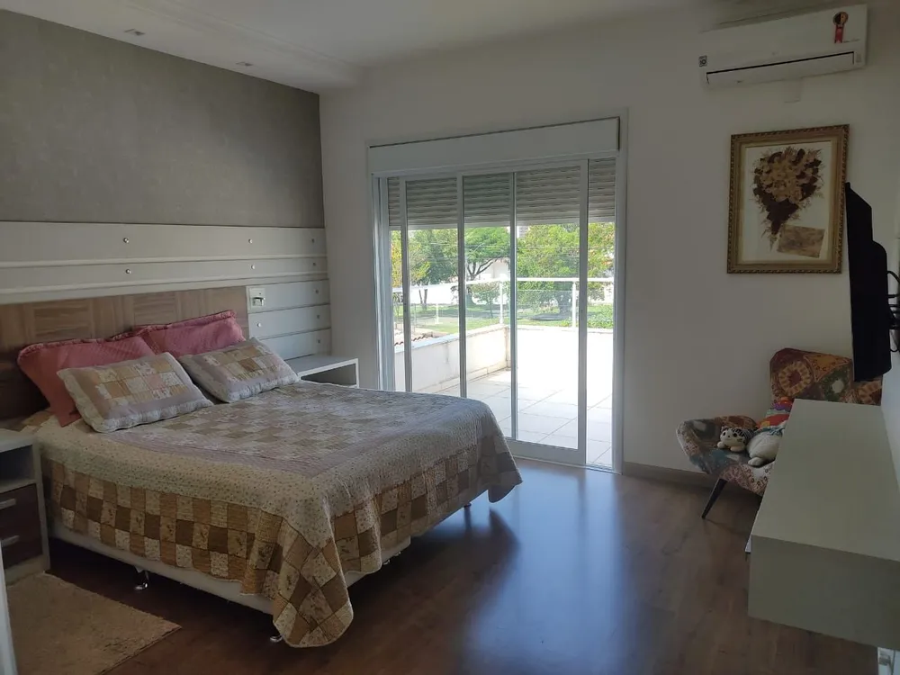Sobrado, 3 quartos, 252 m² - Foto 3