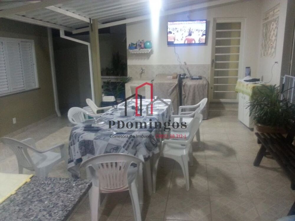 Casa à venda com 2 quartos, 178m² - Foto 7