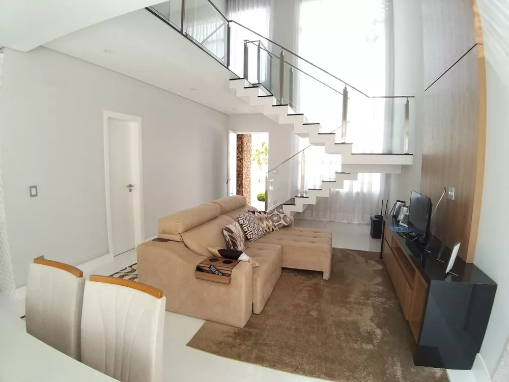 Sobrado à venda com 3 quartos, 185m² - Foto 2