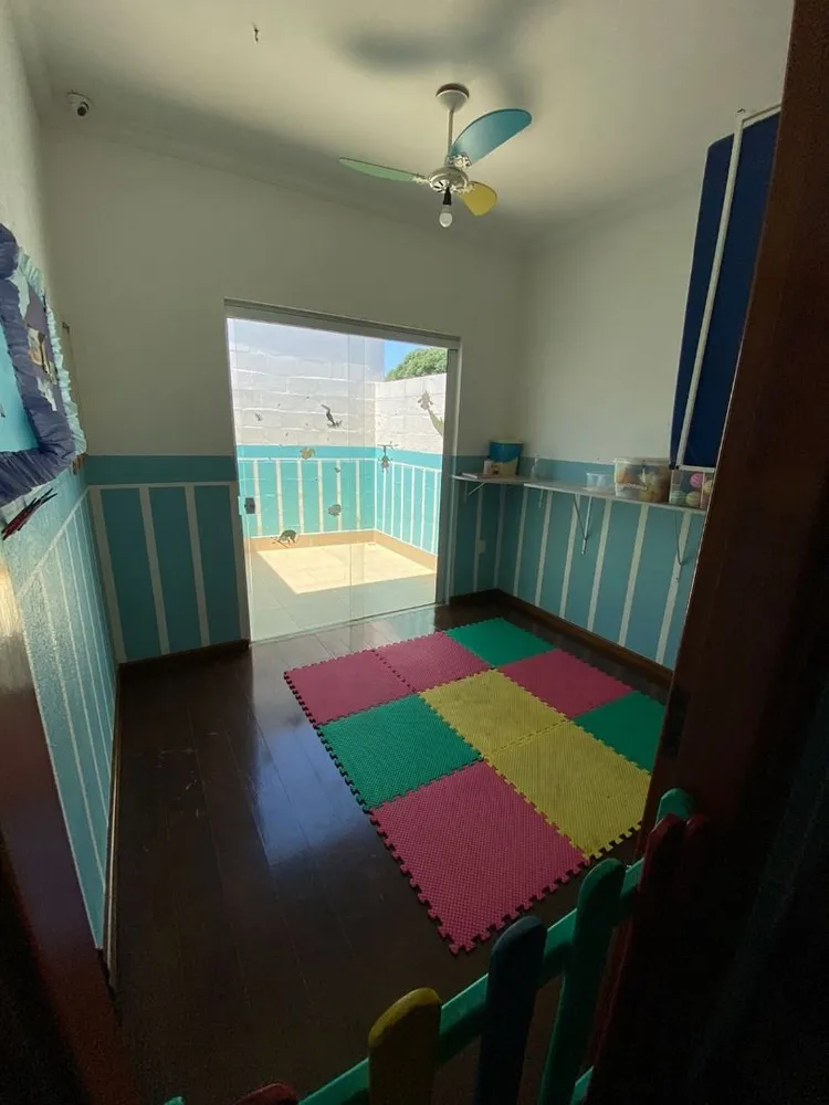 Casa, 5 quartos, 300 m² - Foto 10