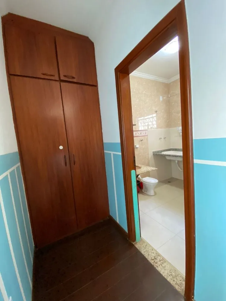 Casa, 5 quartos, 300 m² - Foto 9