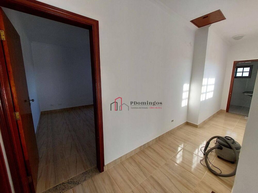 Sobrado à venda com 3 quartos, 300m² - Foto 13