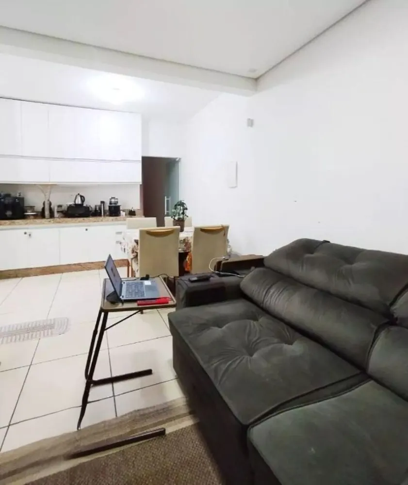 Casa, 3 quartos, 75 m² - Foto 1