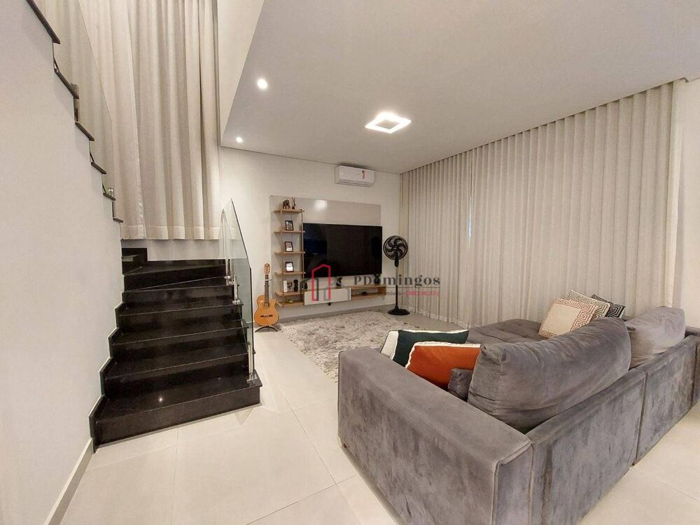 Sobrado à venda com 3 quartos, 249m² - Foto 4