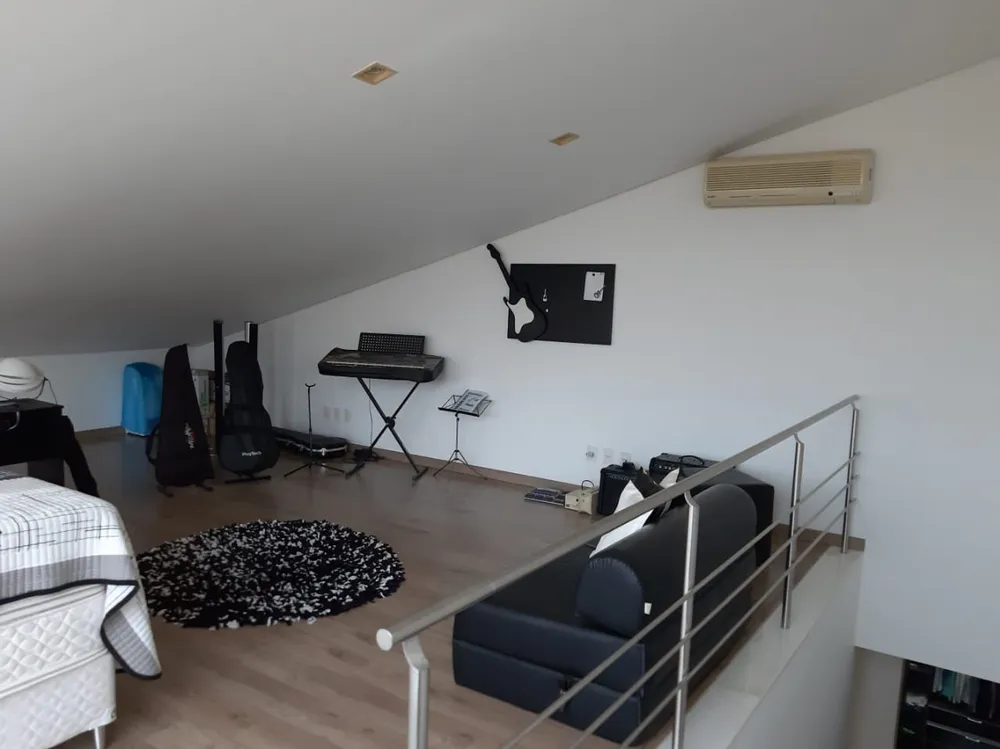 Sobrado, 4 quartos, 596 m² - Foto 1