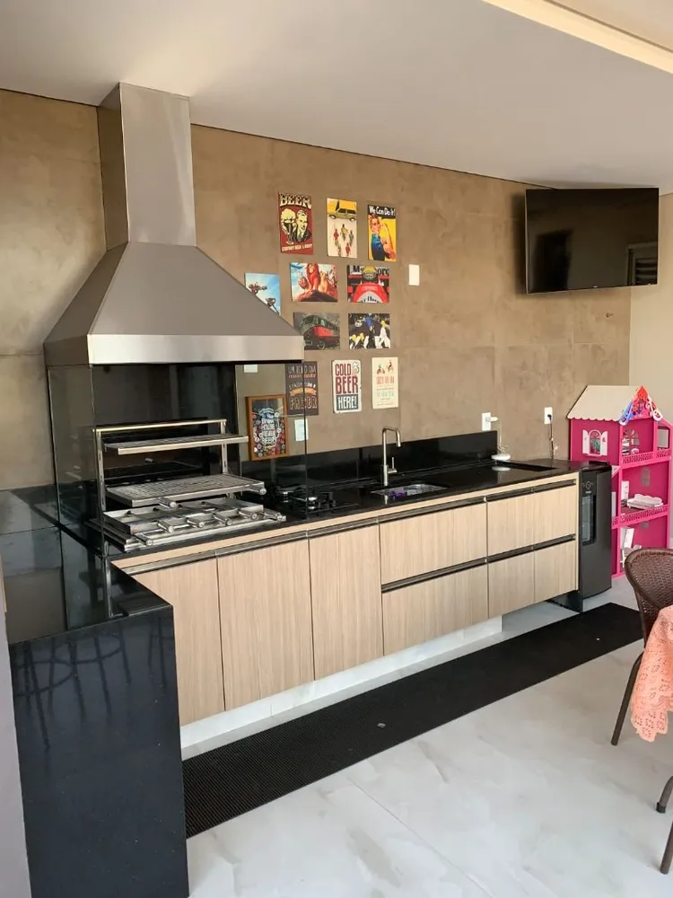 Sobrado, 3 quartos, 240 m² - Foto 1