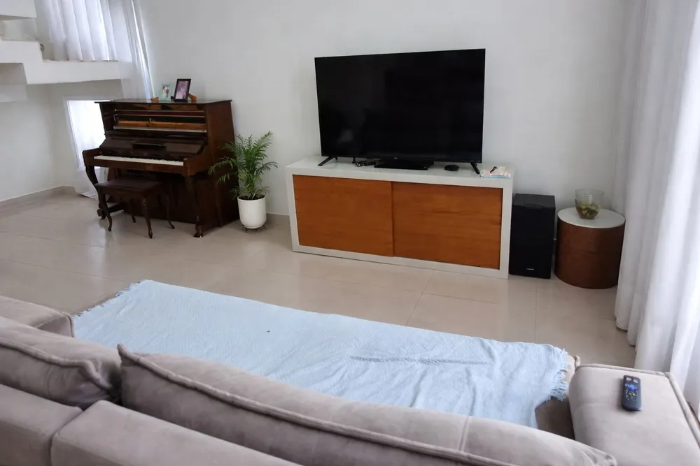 Sobrado, 3 quartos, 304 m² - Foto 1