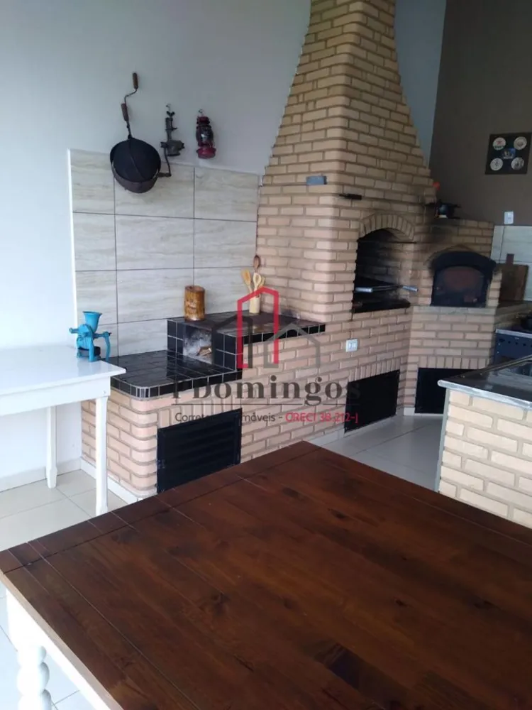 Casa, 3 quartos, 255 m² - Foto 2