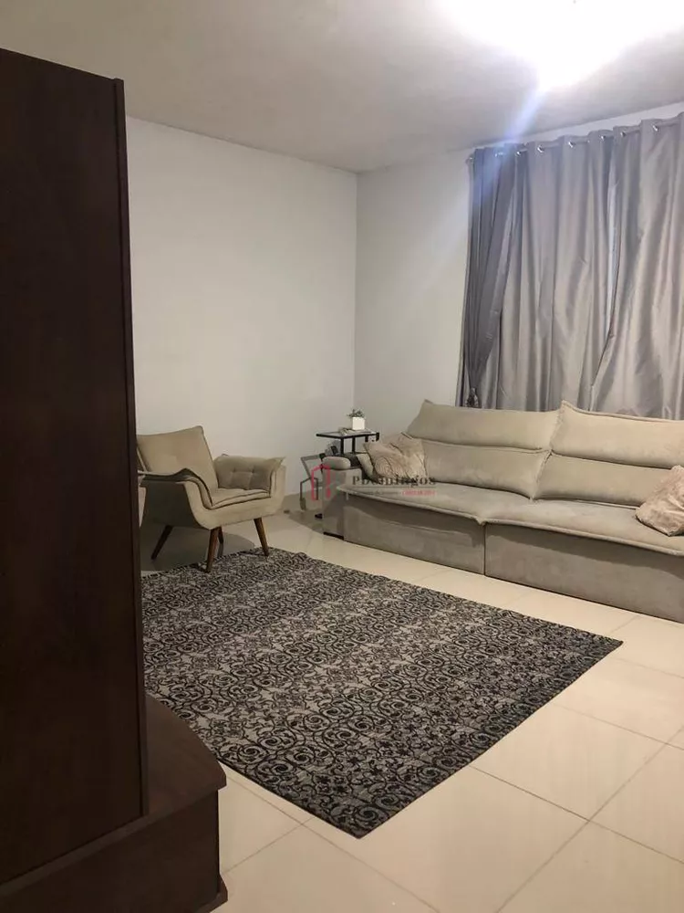 Casa à venda com 3 quartos, 150m² - Foto 3