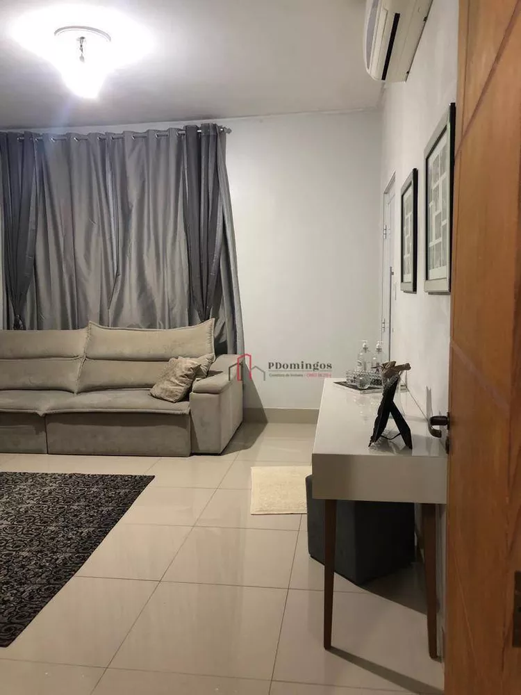 Casa à venda com 3 quartos, 150m² - Foto 4