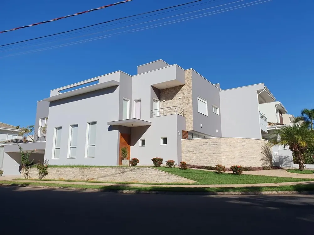 Sobrado, 3 quartos, 292 m² - Foto 1