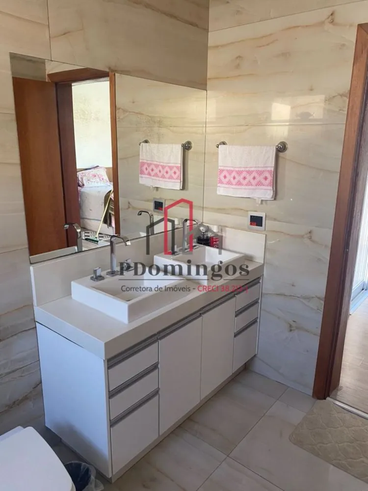 Sobrado, 3 quartos, 239 m² - Foto 4
