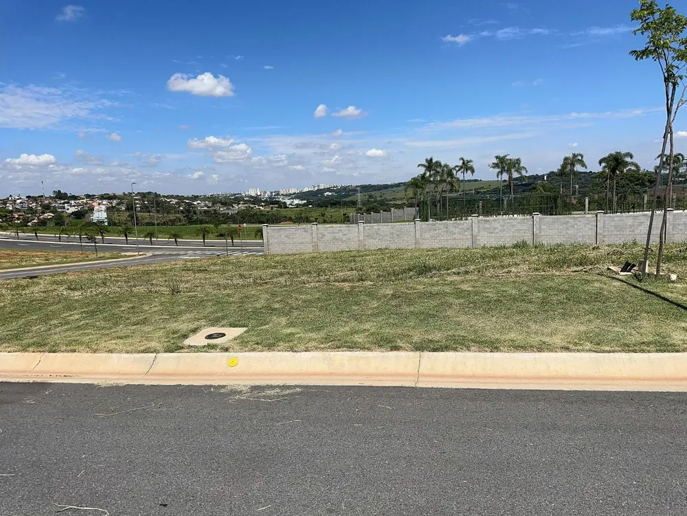 Loteamento e Condomínio, 729 m² - Foto 1