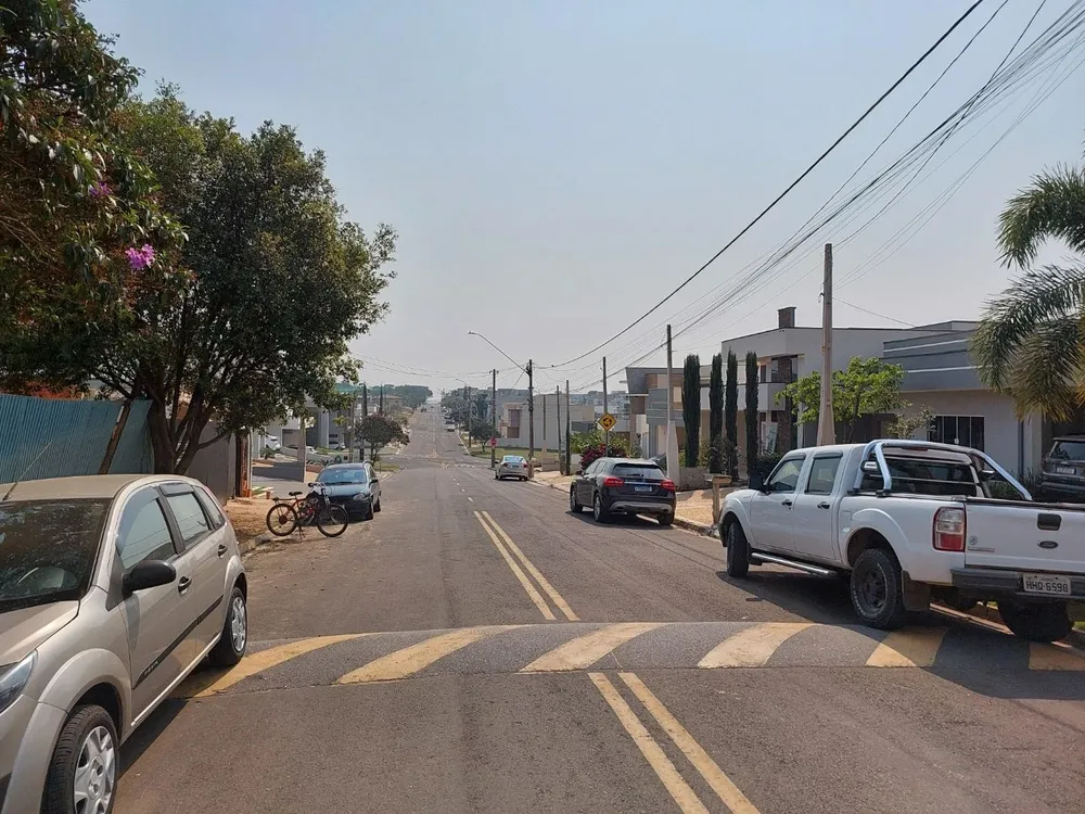 Loteamento e Condomínio, 250 m² - Foto 1