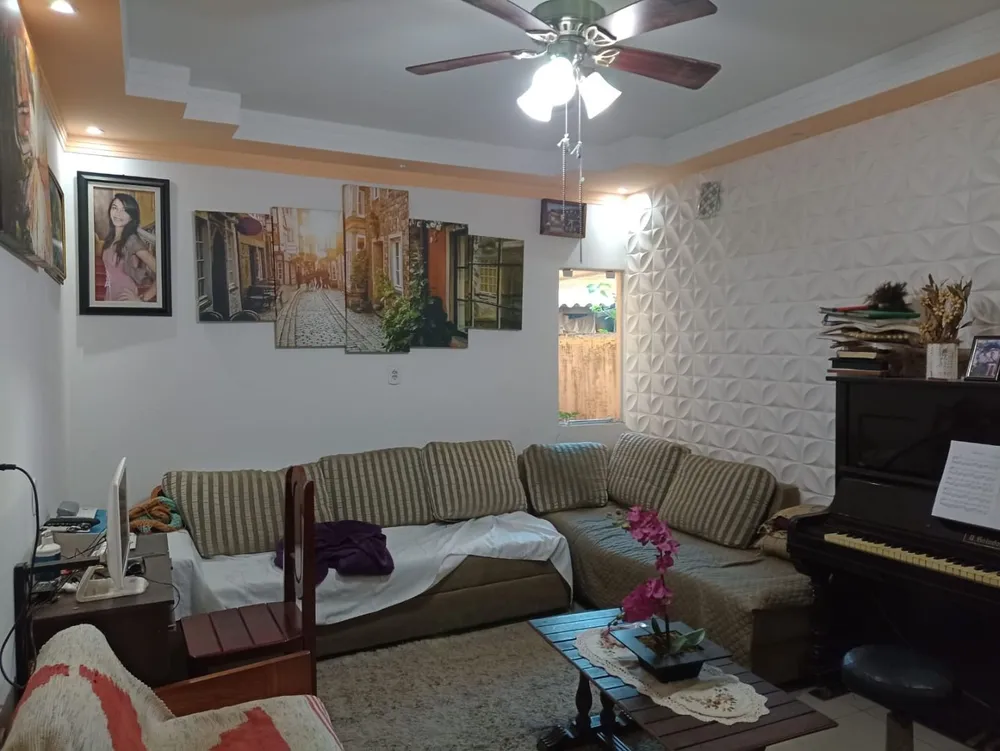 Casa, 3 quartos, 166 m² - Foto 1
