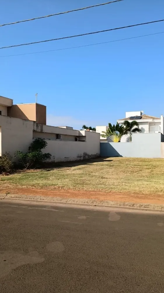 Loteamento e Condomínio, 300 m² - Foto 1