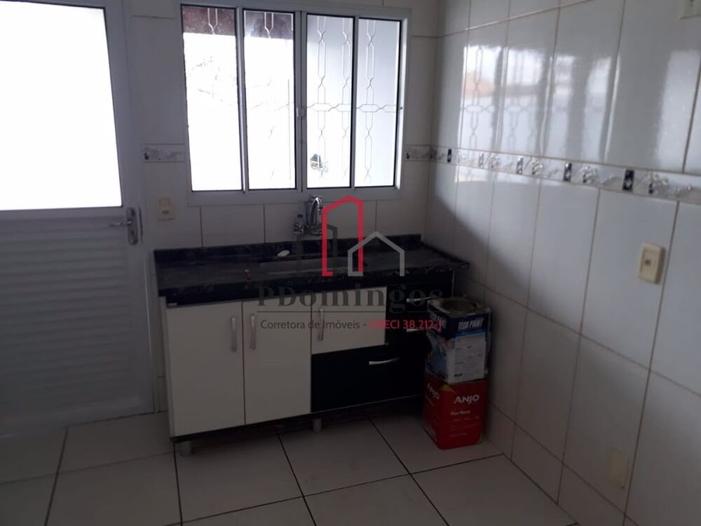 Casa à venda com 1 quarto, 67m² - Foto 7