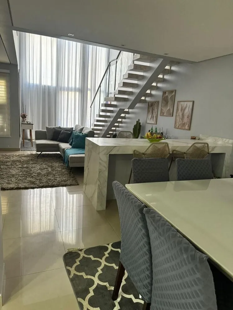 Sobrado, 3 quartos, 237 m² - Foto 3